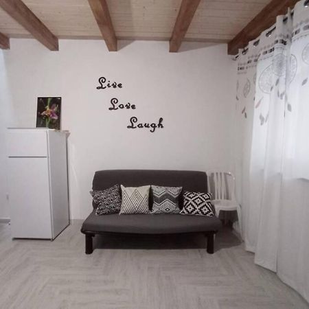 B&B la piccola maison Ploaghe Extérieur photo